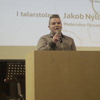 Jacob Nylund talar in sig till planeringsgruppen 2020