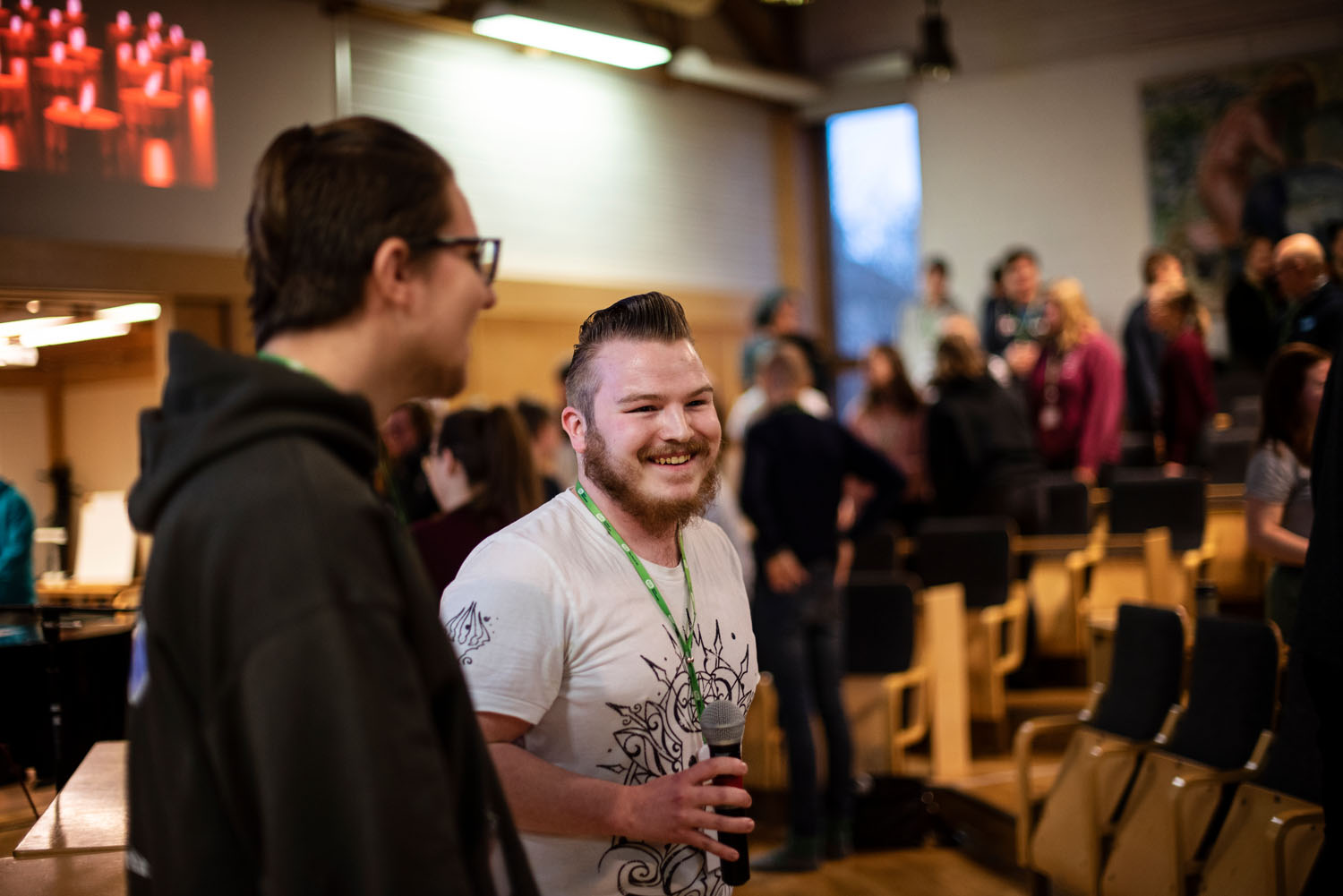 Öppna bilden i större format Programvärdarna Johannes och Jakob.