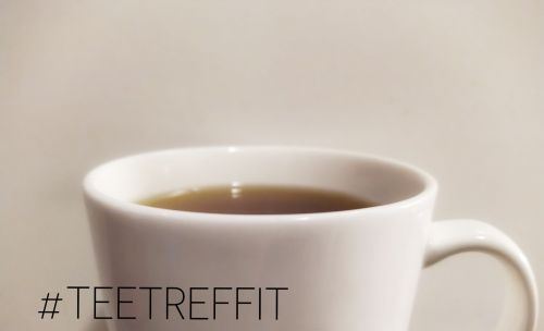 NETISSÄ Teetreffit "Miksi olen seurakunnassa vapaaehtoisena?" Valkoinen kuppi, jossa lukee teetreffit.