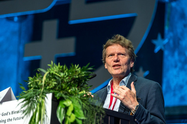Helmut Rosa.