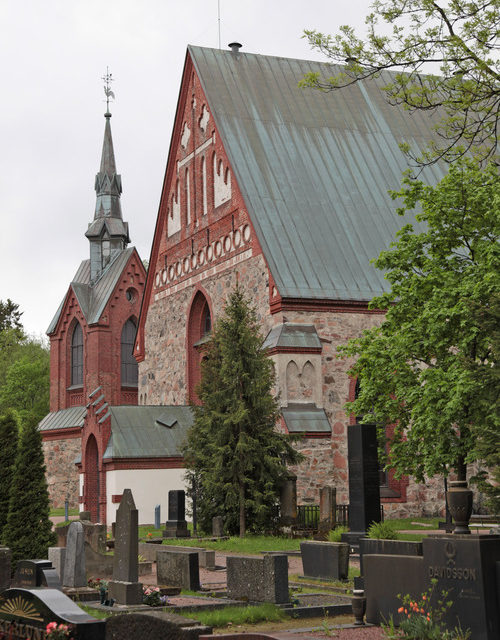 Pyhän Laurin kirkko Vantaalla.