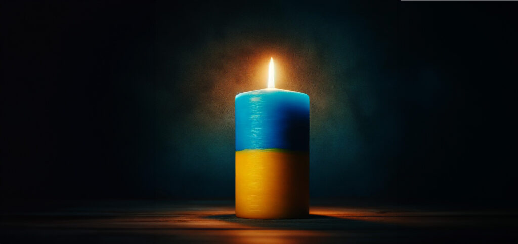 Kynttilä Ukrainan väreissä.